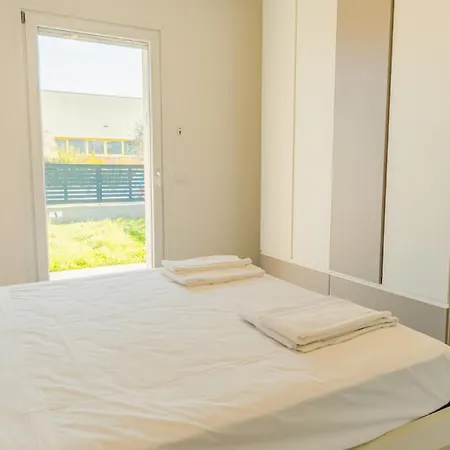 Garda Hideaway - Italian Homing Apartment Peschiera del Garda